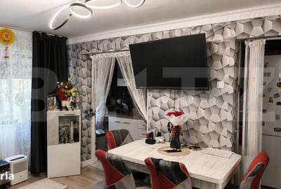 Apartament cu 3 camere decomandat în Podu Roș