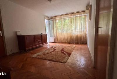 Apartament cu 2 camere semidecomandat în Pajura