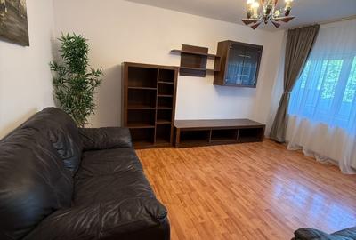 Apartament cu 3 camere decomandat, mobilat în Parcul Circului
