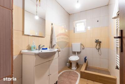 Casă cu 7 camere cu Teren 500 Mp în Măguri - 9