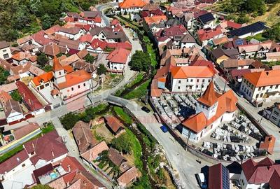 Casă cu 3 camere cu Teren 339 Mp în Central