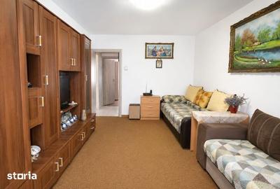 Apartament cu 2 camere decomandat în Astra