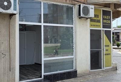 Spațiu comercial, de 19 mp, în Central - 4