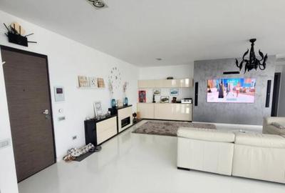 Apartament cu 3 camere decomandat în Tomis Nord - 2