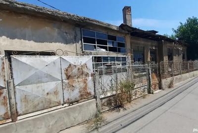 Casă cu 6 camere cu Teren 3500 Mp în Transilvaniei