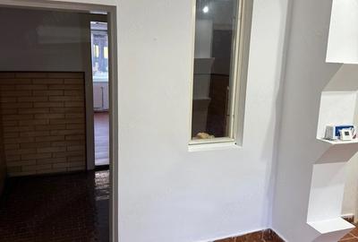 Casă cu Teren 52 Mp în Muncitoresc