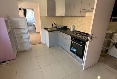 Apartament cu 3 camere decomandat în Central - 1
