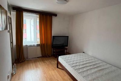 Garsonieră în 7 Noiembrie - 2