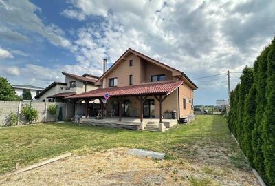 Casă cu 4 camere cu Teren 607 Mp în Chișoda