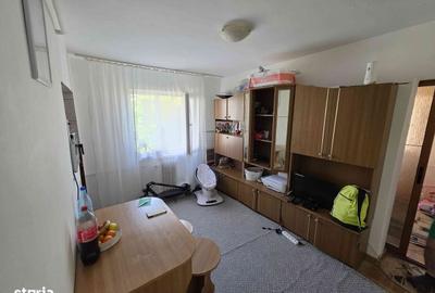 Apartament cu 3 camere în Petrișor - 2