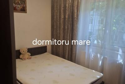 Apartament cu 3 camere semidecomandat în Central
