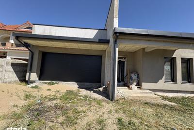 Casă cu 3 camere cu Teren 1290 Mp în Oșorhei - 2
