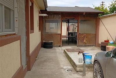 Casă cu 4 camere cu Teren 273 Mp în Chercea - 1