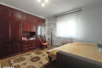 Casă cu 3 camere cu Teren 297 Mp în Central