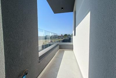 Duplex cu 4 camere cu Canalizare în Popas Păcurari - 8