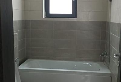 Casă cu 3 camere cu Teren 400 Mp în Budeasa