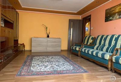 Apartament cu 3 camere decomandat în Dâmbovița - 2
