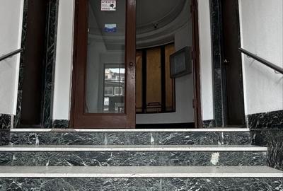 Garsonieră decomandată în Unirii