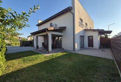 Duplex cu 4 camere cu Teren 220 Mp în Exterior Sud - 1