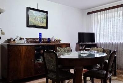 Apartament cu 3 camere decomandat în Drumul Taberei - 2
