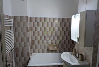Apartament cu 2 camere semidecomandat în Hipodrom 4 - 5