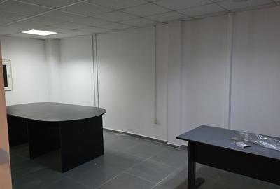 Spațiu comercial, de 18 mp, în Central