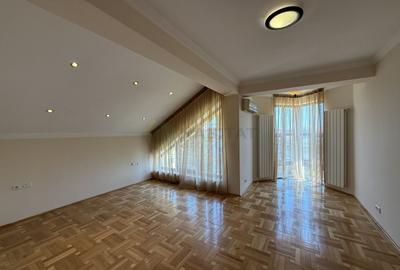 Casă individuală cu 9 camere cu Teren 1000 Mp în Central - 27