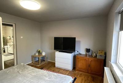 Casă individuală cu 5 camere cu Canalizare în Central - 8