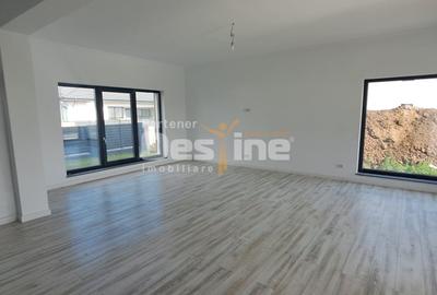 Casă individuală cu 4 camere cu Canalizare în Miroslava - 8