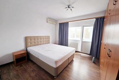Apartament cu 2 camere decomandat în Victoriei