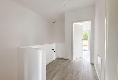 Duplex cu 6 camere cu Canalizare în Ghiroda - 10