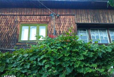 Casă cu 2 camere cu Teren 2300 Mp în Tiha Bârgăului