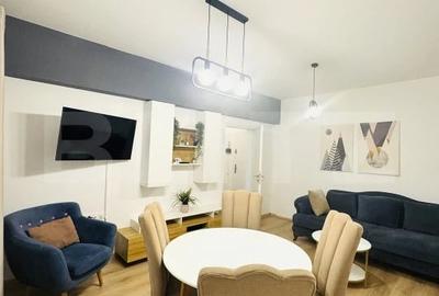 Apartament cu 2 camere decomandat în Tractorul