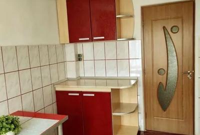 Apartament cu 2 camere decomandat în George Enescu