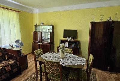 Casă cu 3 camere în Chiochiș