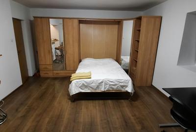 Garsonieră decomandată, mobilată în Nerva Traian