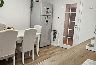 Apartament cu 3 camere decomandat în Mofleni - 1