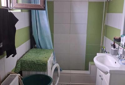 Casă cu 3 camere cu Teren 1000 Mp în Bâcu - 2