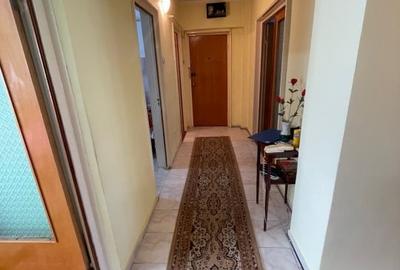 Apartament cu 3 camere decomandat în Călărași - 6