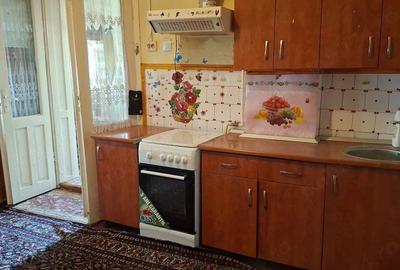 Casă cu 2 camere cu Teren 219 Mp în Central