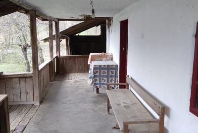 Casă cu 2 camere în Valea