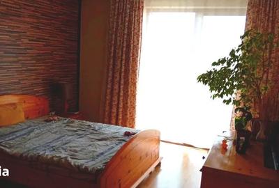 Casă cu 4 camere cu Teren 280 Mp în Florești