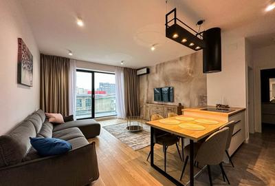 Apartament cu 2 camere semidecomandat, mobilat în Timpuri Noi