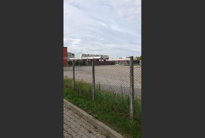 Teren Construcții intravilan de 1599 mp, în Micro 1 - 9