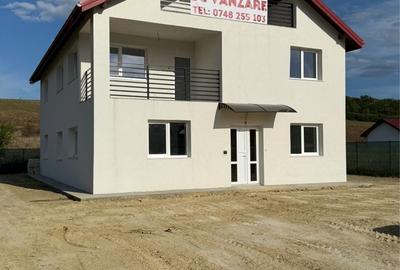 Casă cu 4 camere în Central - 7