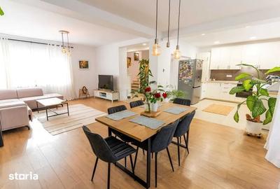 Casă cu 4 camere cu Teren 345 Mp în Tunari