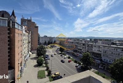Apartament cu 2 camere decomandat în Oituz - 12