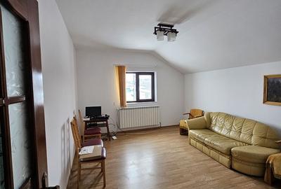 Casă cu 4 camere cu Teren 3000 Mp în Curtești - 9