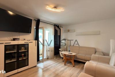 Apartament cu 3 camere decomandat în Între Lacuri