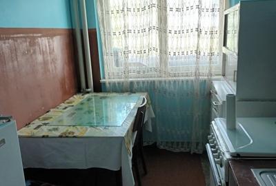 Apartament cu 2 camere semidecomandat în Micro 14
